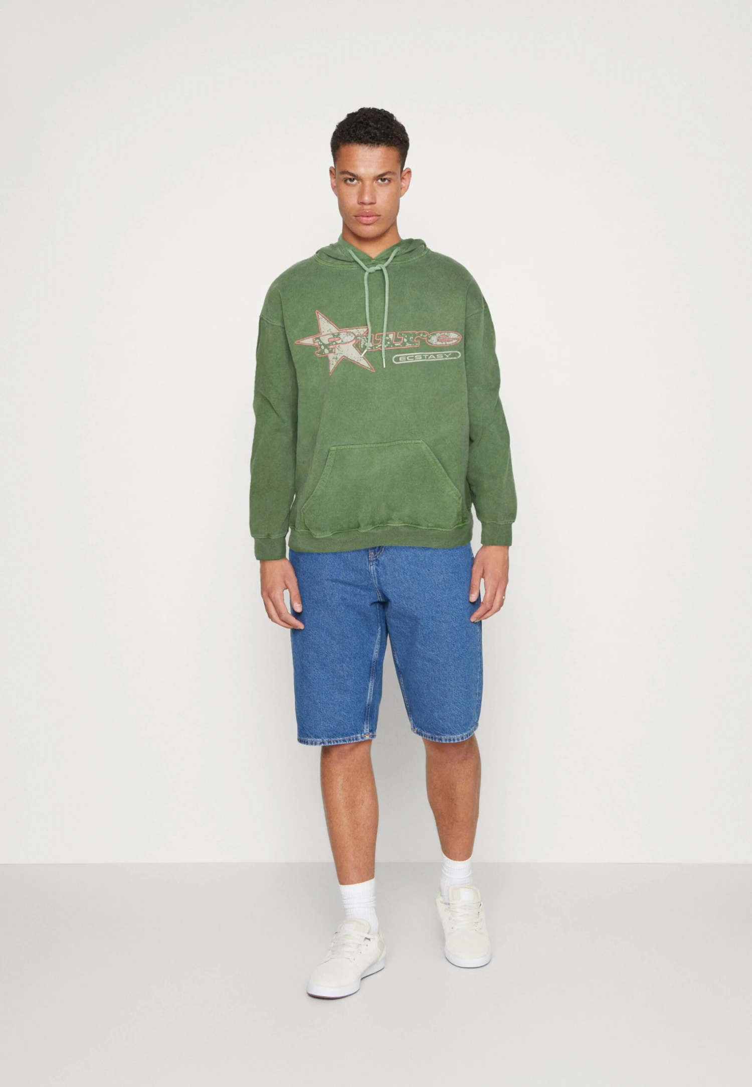BDG Urban Outfitters Bdg Pure Star Hood - Sudadera - Green 4 BDG Urban Outfitters Bdg Pure Star Hood - Sudadera - Green - Imagen 2