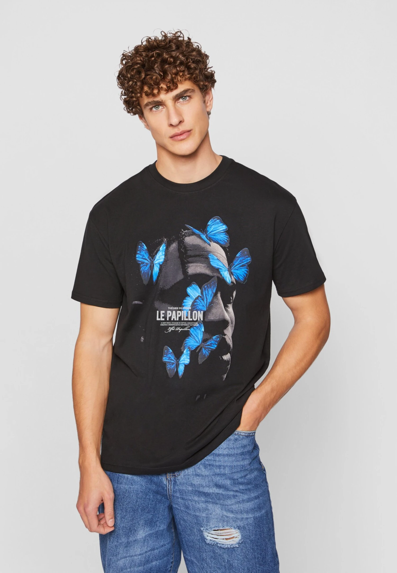 Le Papillon Oversize- Camiseta Estampada - Black 5 Le Papillon Oversize- Camiseta Estampada - Black - Imagen 3